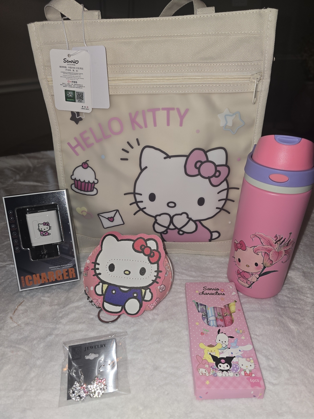 NEW Hello Kitty 6-Pc Sanrio Bundle Canvas Tote Bottle Charger Pen Set Jewelry